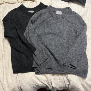 TWO Everlane The Oversized Alpaca Crew Black & Grey, large